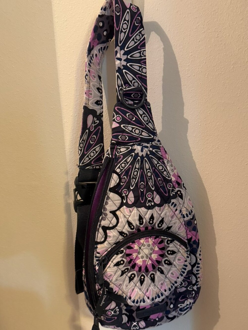 Vera Bradley Essential Compact Sling in Mimosa Medallion (Retired pattern!)